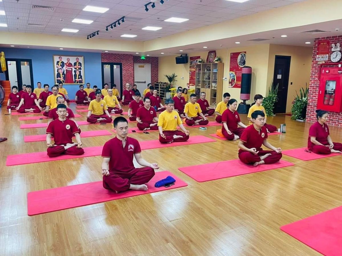 Lớp đ&agrave;o tạo đặc biệt d&agrave;nh cho hội vi&ecirc;n trọn đời tại trụ sở Hateco Huỳnh Th&uacute;c Kh&aacute;ng